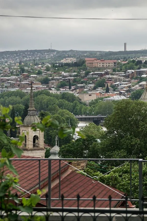 Gomi13 Hotel Tbilisi